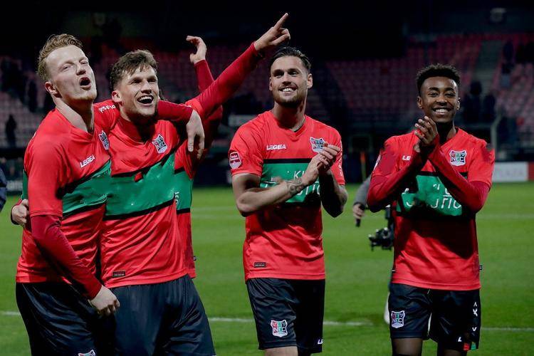 晨起僵硬感 晨起僵硬感